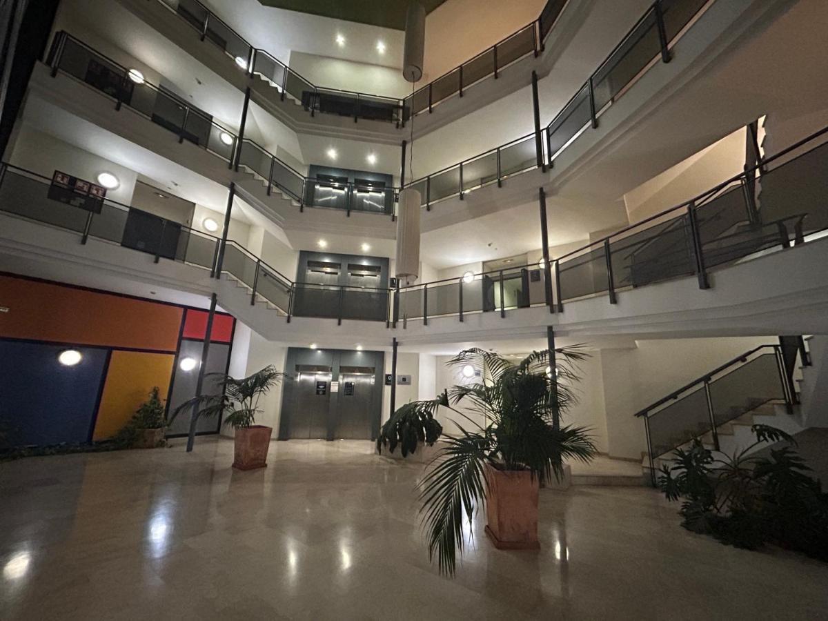 Lovely Apartment Sevilla Azahar Parking Bormujos Exteriör bild